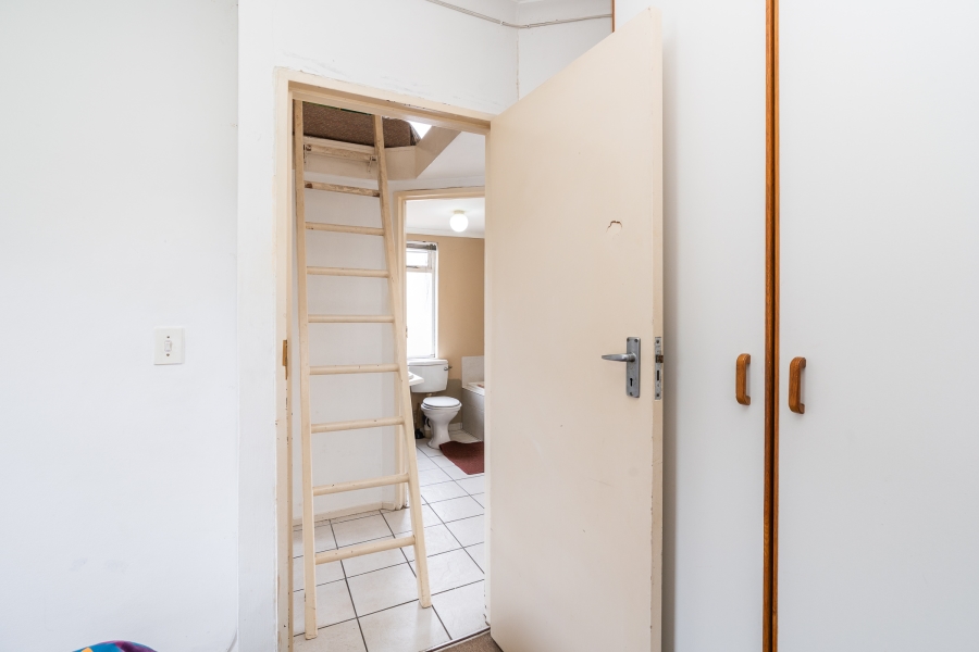 2 Bedroom Property for Sale in Thornton Western Cape